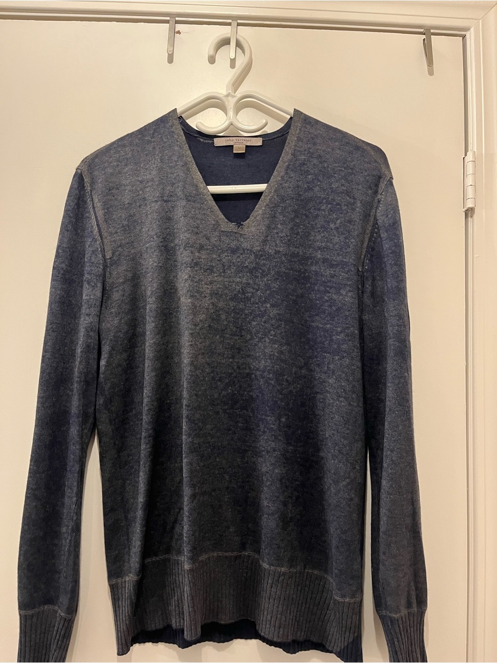 John Varvatos Men's V-Neck Sweater in Faded Blue